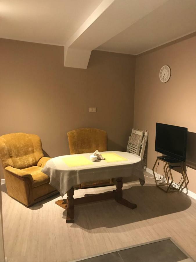 Apartament Centrum Świdnica Exteriér fotografie